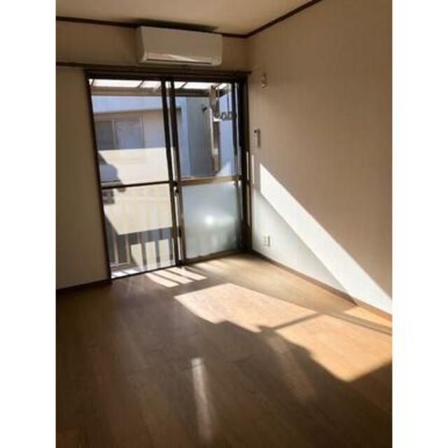 バイカルＢの居間・リビング