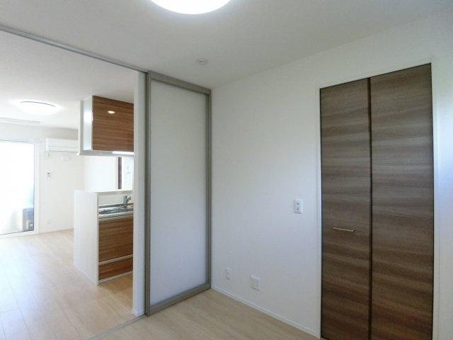 フォンテーヌ目久美の洋室