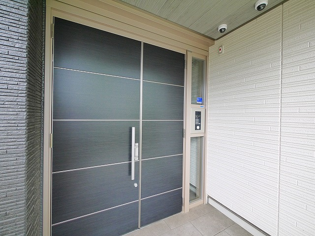 エフ・メゾンGのエントランス