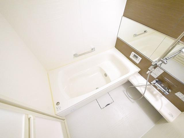 グランディール（青野町）の浴室|日々の暮らしに欠かせないお風呂です