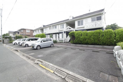 【駐車場】 | ヴィラ真美ヶ丘 | 駐車場です