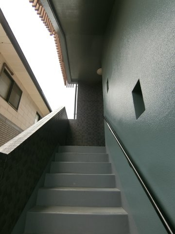 1989-BLDのエントランス