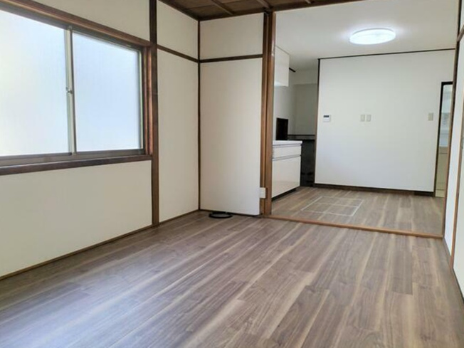 【居間・リビング】 | 山科区北花山寺内町　中古テラスハウス（賃貸オーナーチェンジ）
