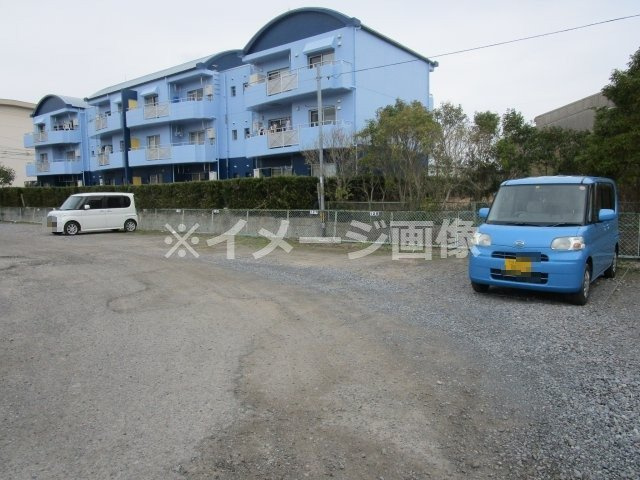 中原駐車場の外観
