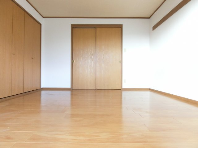 サンライズの寝室