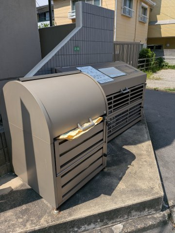 【その他共用部分】 | カーサ・ナビオプェンテ | ごみ置き場です
