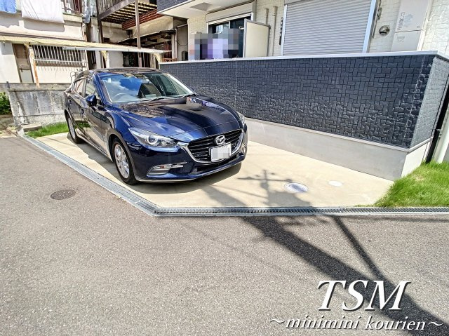 ディアコート香里の駐車場
