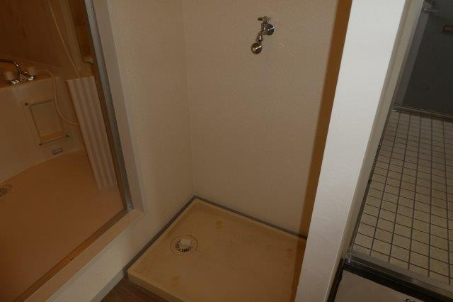 プレジールモリのキッチン|キッチン上収納