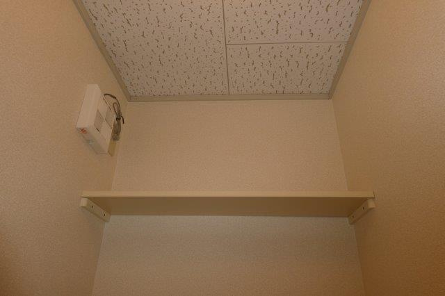 プレジールモリのトイレ|トイレ棚