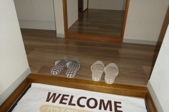 プレジールモリの玄関