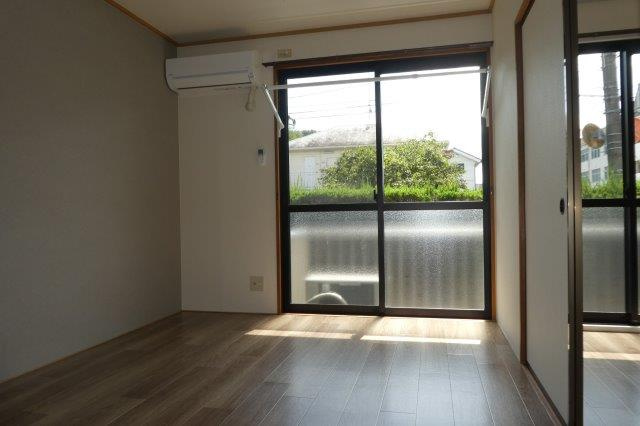 プレジールモリの居間・リビング|洋室