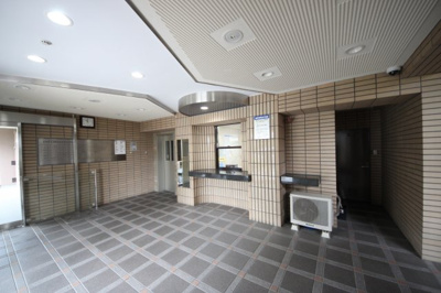 【エントランス】 | アドリーム大津堅田 | マンションエントランス