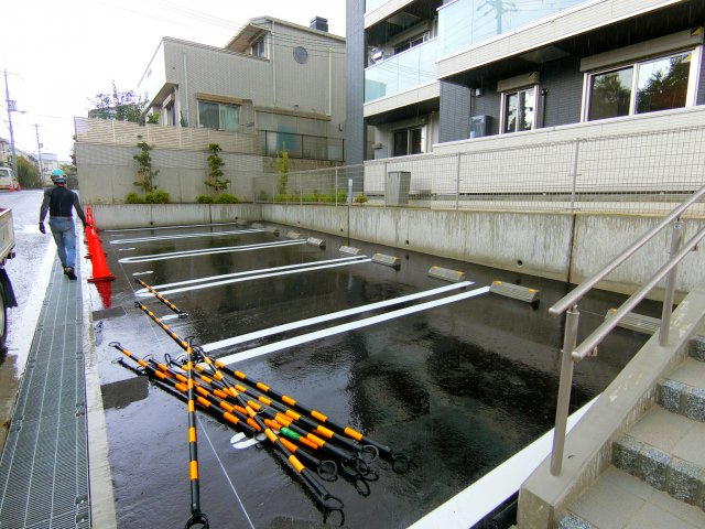 VentVert小金台の駐車場