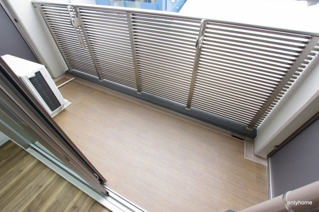 リッジガーデン江坂2（旧サムティガーデン江坂2）　仲介手数料無料のバルコニー