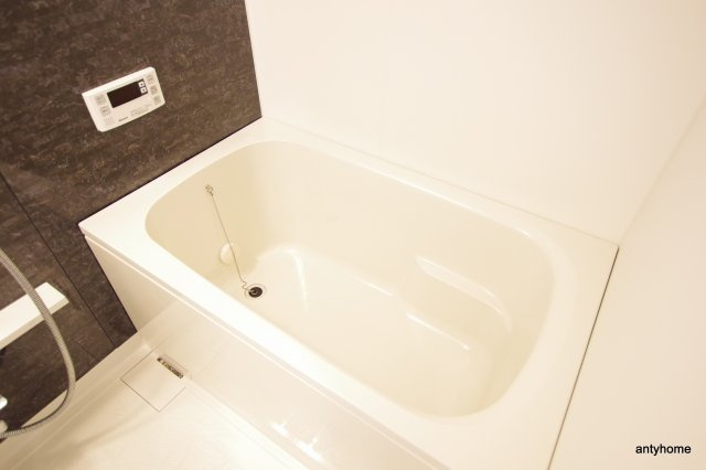 リッジガーデン江坂2（旧サムティガーデン江坂2）　仲介手数料無料の浴室