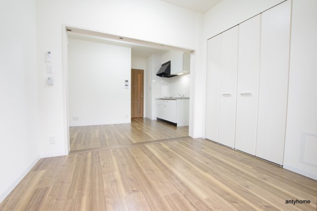 リッジガーデン江坂2（旧サムティガーデン江坂2）　仲介手数料無料の寝室