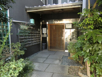 【エントランス】 | ロワール美章園