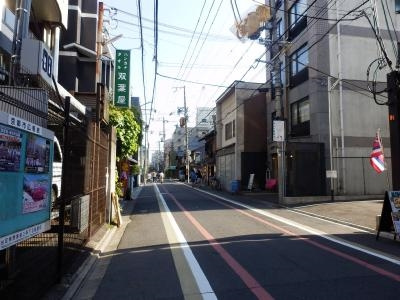 燦祿館の周辺|前面道路