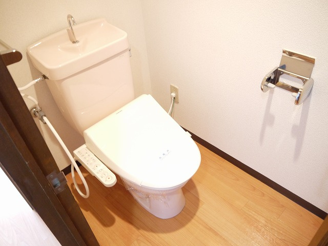 ル・ソレイユ（田井庄町）のトイレ|シンプルで使いやすいトイレです