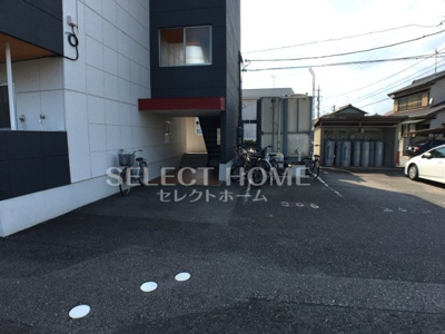 【駐車場】 | メゾンドゥ田園Ｂ棟 | 駐車場があります