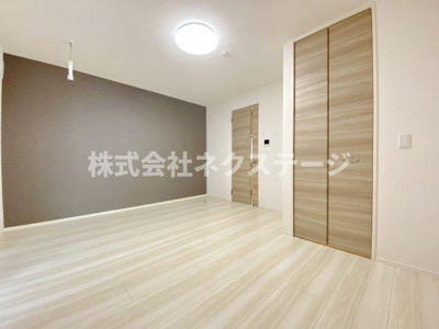 【寝室】 | エスポワール