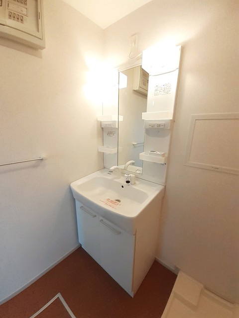 ライブラの独立洗面台