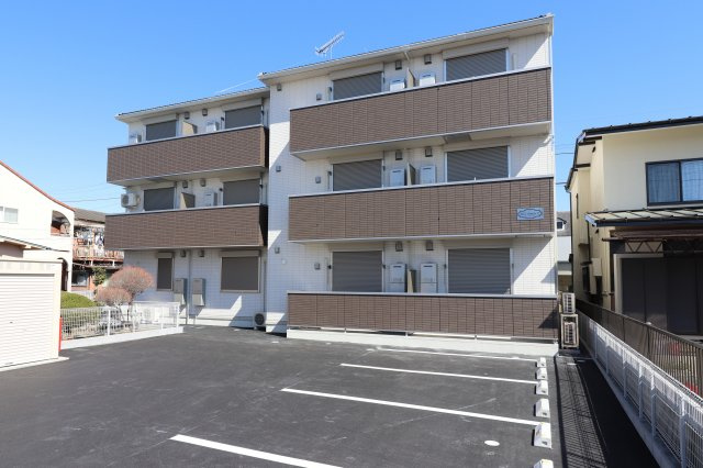 ミルアモールＥの外観