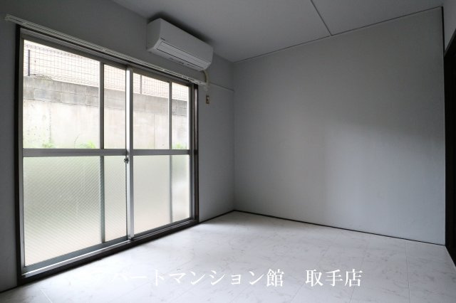 フラット白山第一の居間・リビング