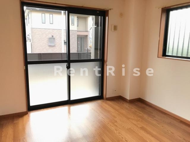 ピュア エステートの洋室|室内