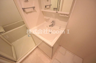 【独立洗面台】 | スプランディッド淀屋橋DUE | 独立洗面台、朝の身支度には欠かせません