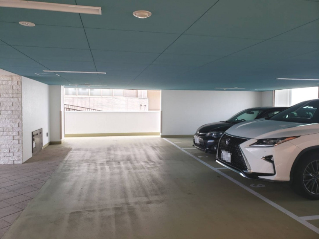 スカイ・シーフロント塩屋の駐車場|屋内駐車場☆神戸市垂水区　スカイシーフロント塩屋　賃貸☆