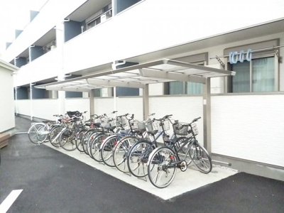 【その他共用部分】 | FUNs遊園Ⅱ/ファンズ遊園Ⅱ | 共用スペースのプレイルームです☆ヨガなどにも最適♪こちらのスペースで楽器を演奏していただけます☆