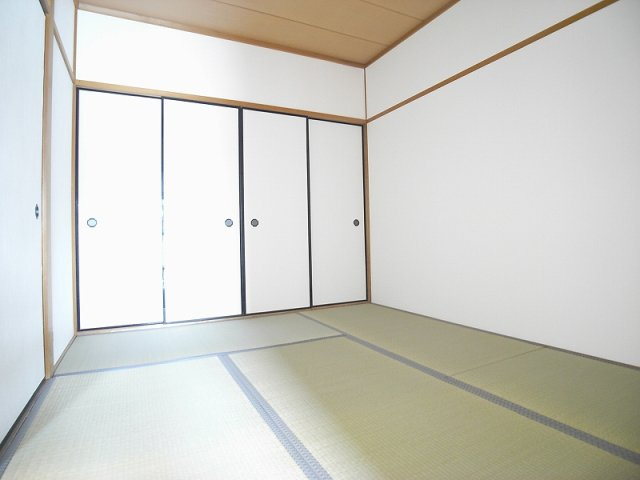 【和室】 | ロイヤルアパルト阪本