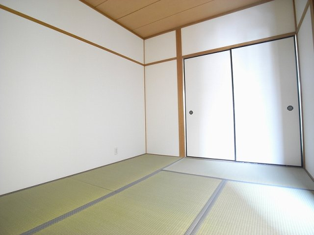 【和室】 | ロイヤルアパルト阪本