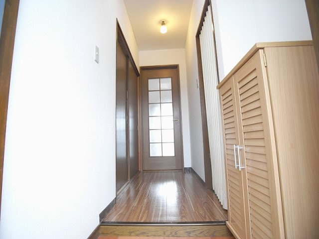 【玄関】 | ロイヤルアパルト阪本