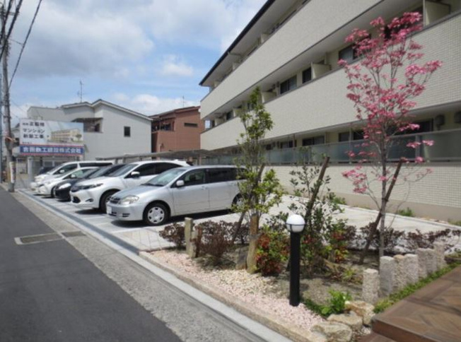 【駐車場】 | ラフィーネ久宝寺