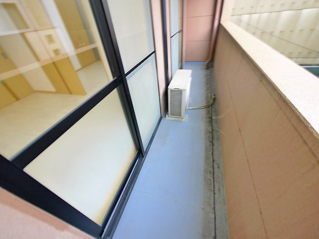 サンガーデン（千代）のバルコニー|バルコニーからの眺めを楽しみながら食事をしませんか