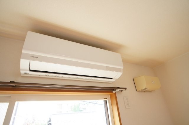 【設備】 | トワール本町 | 寝室空調設備＆24時間換気扇