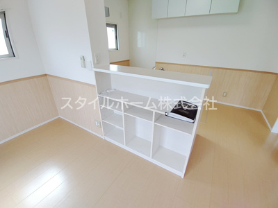 【居間・リビング】 | ガーデンアベリア | おしゃれな居間です