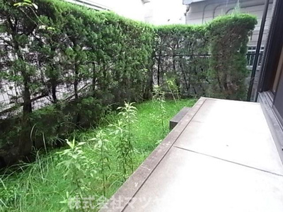 【庭】 | エバーグリーンハイツA棟
