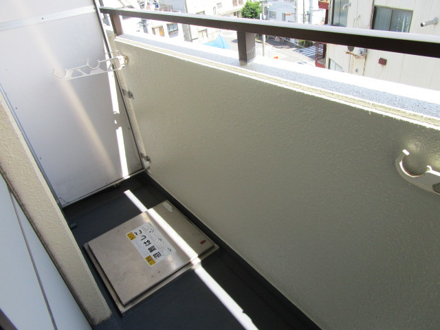 大拓ハイツ7のバルコニー