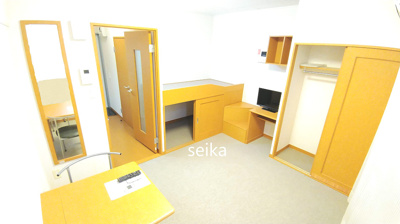 【居間・リビング】 | ファミール加賀 | 1階はフローリング、2階以上はカーペットタイプとなります。