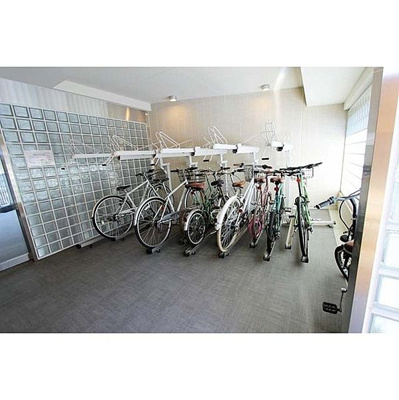 【駐車場】 | 代官山BLESS（代官山ブレス）