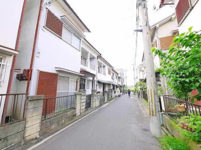 南京終町3丁目戸建の周辺