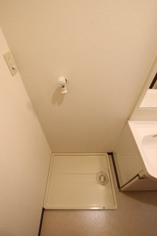 【設備】 | フジパレス初芝サウス | 室内洗濯機置場