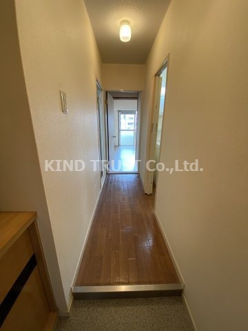 スカイハイム天神橋の玄関