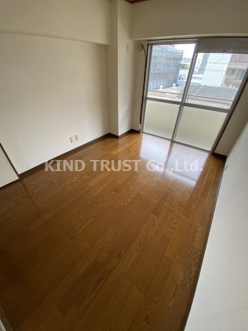 スカイハイム天神橋の居間・リビング