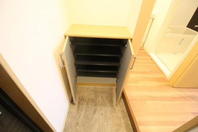  | サート・サートKK