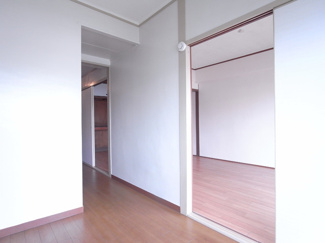 【洋室】 | 石塚マンション