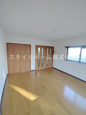 【寝室】 | エスペランスつつじが丘 | ゆとりの広さです